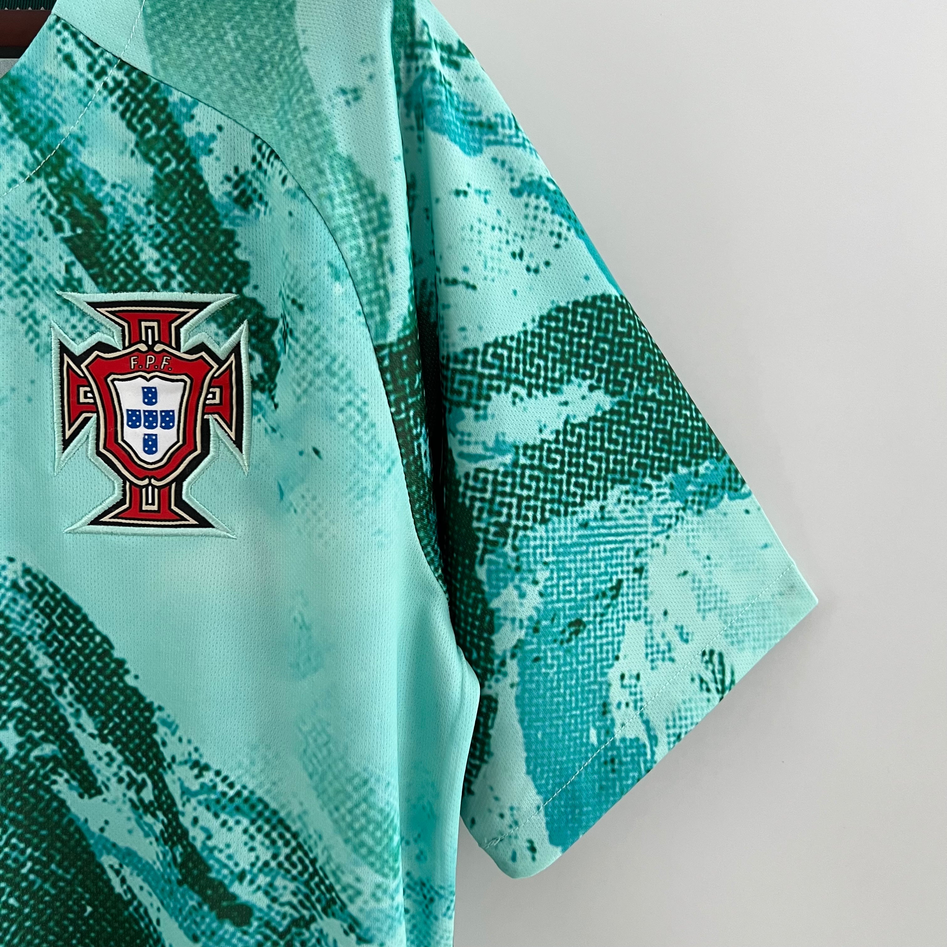 Camisola de Futebol Portugal – Edição Treino Verde Água