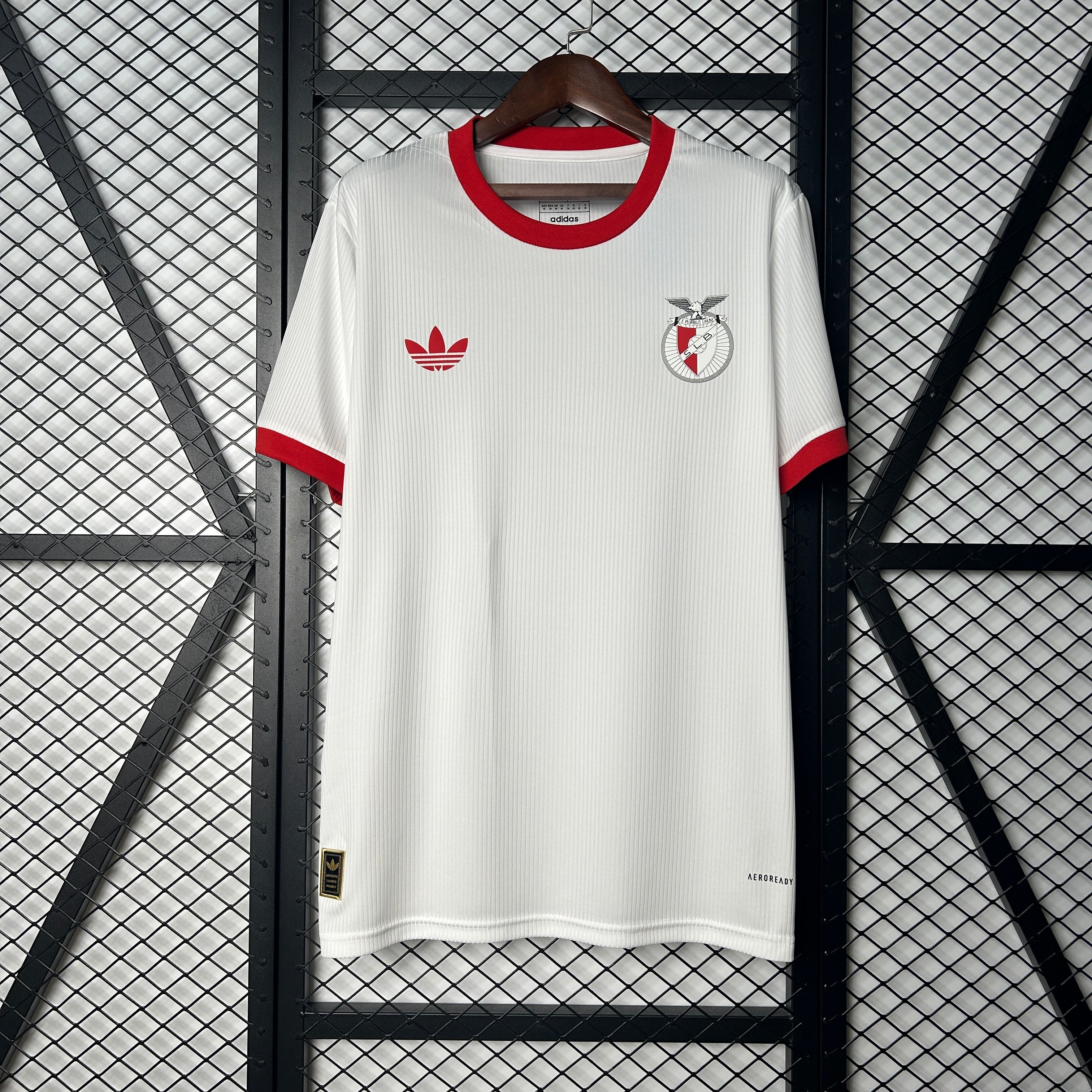 Camisola Benfica Edição Especial Branca Retro 2025/26