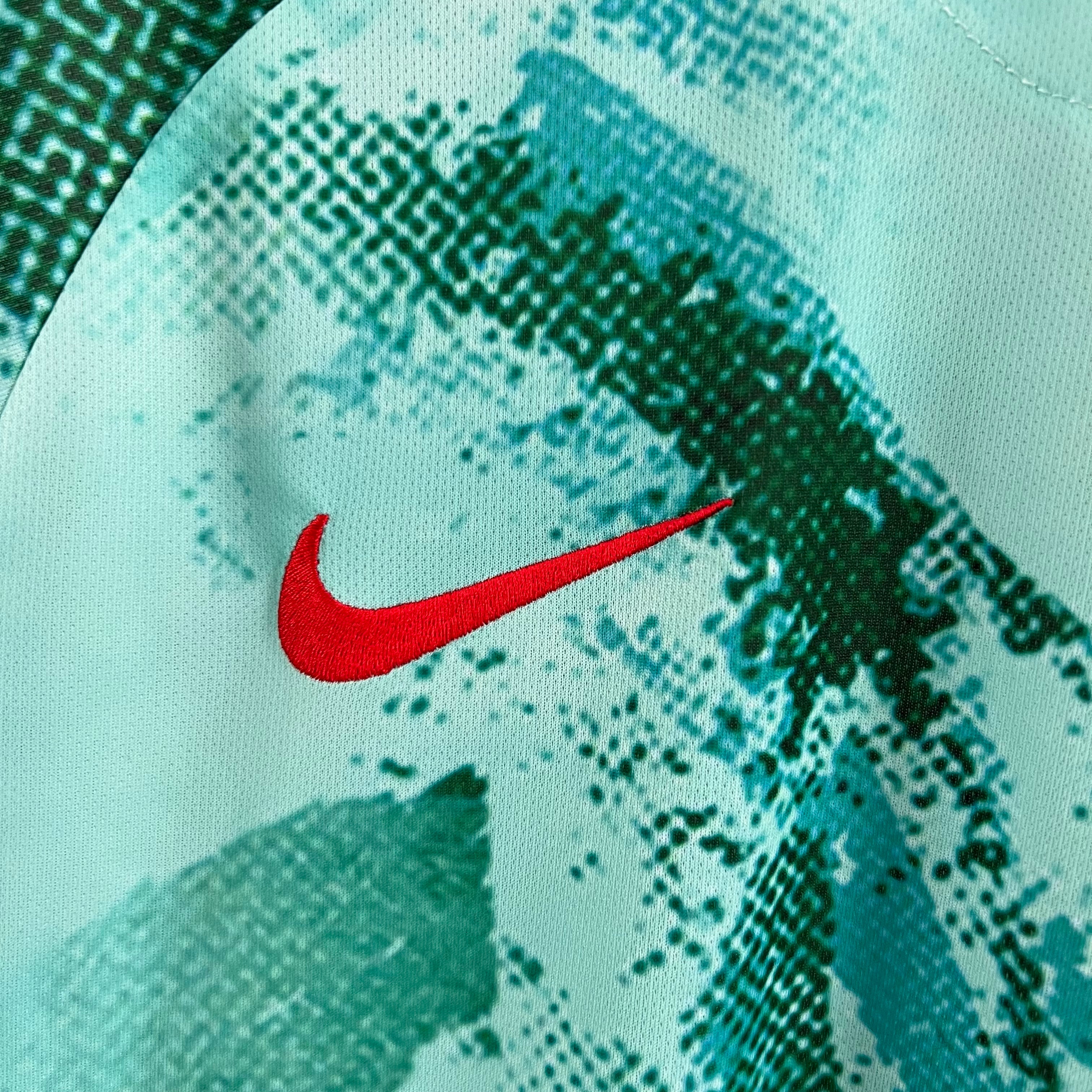 Camisola de Futebol Portugal – Edição Treino Verde Água