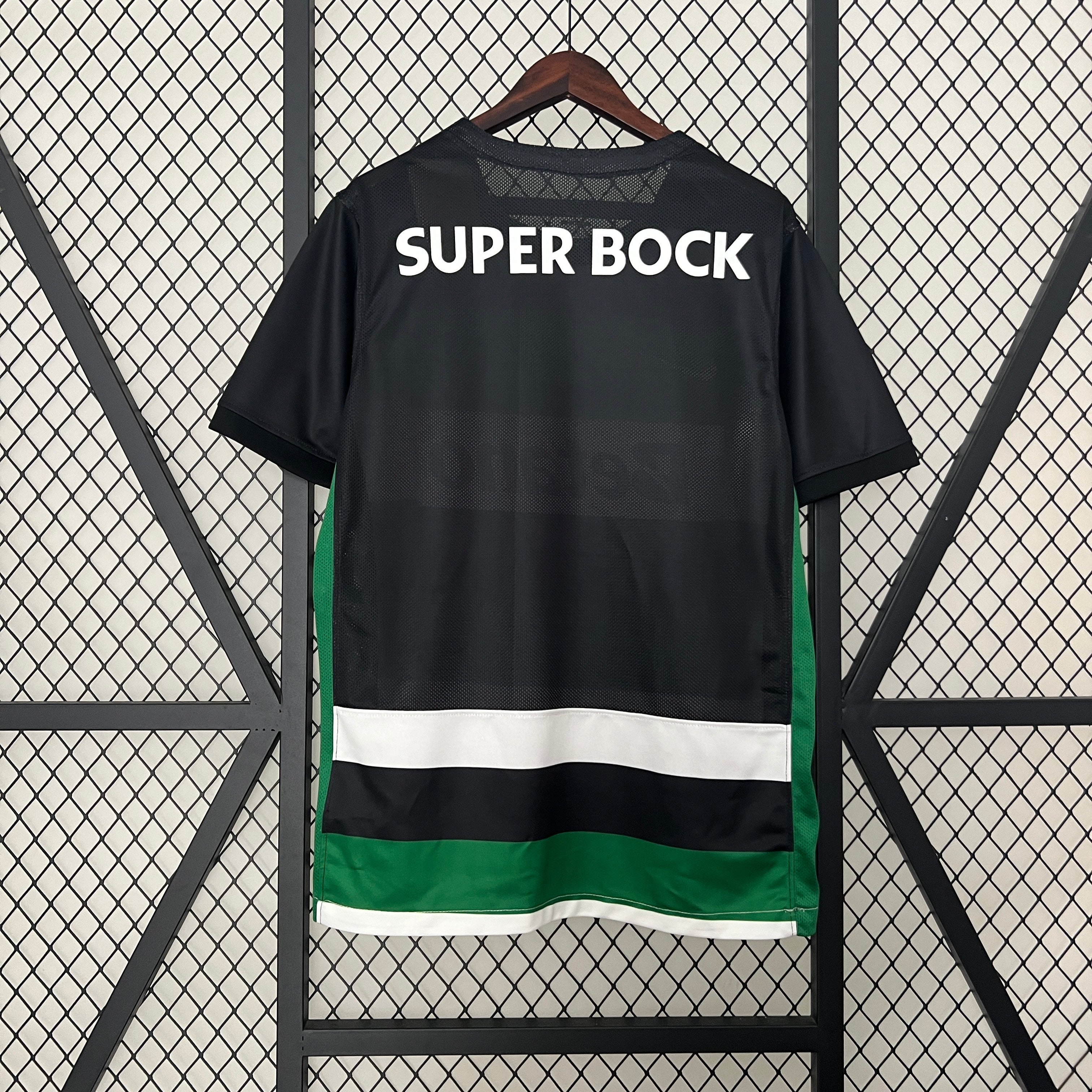 Camisola Sporting CP Principal 2023/24