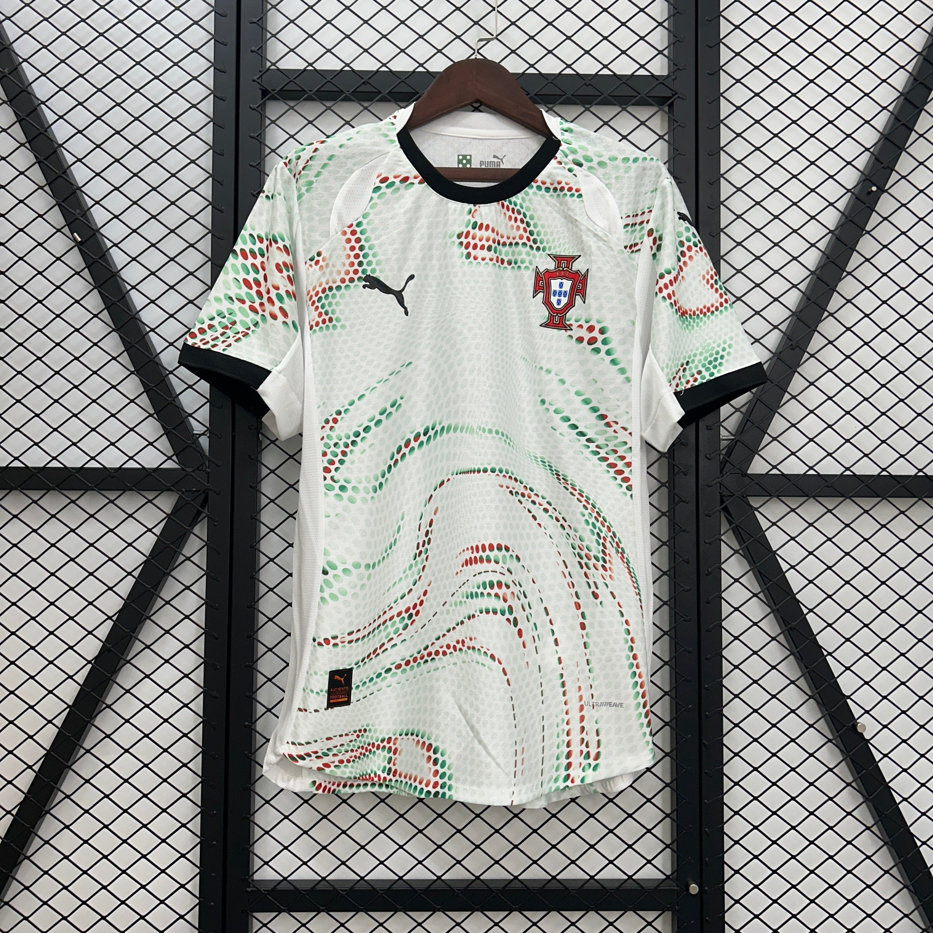 Camisola de Futebol Portugal – Edição Away Puma